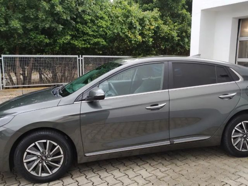 Hyundai Ioniq