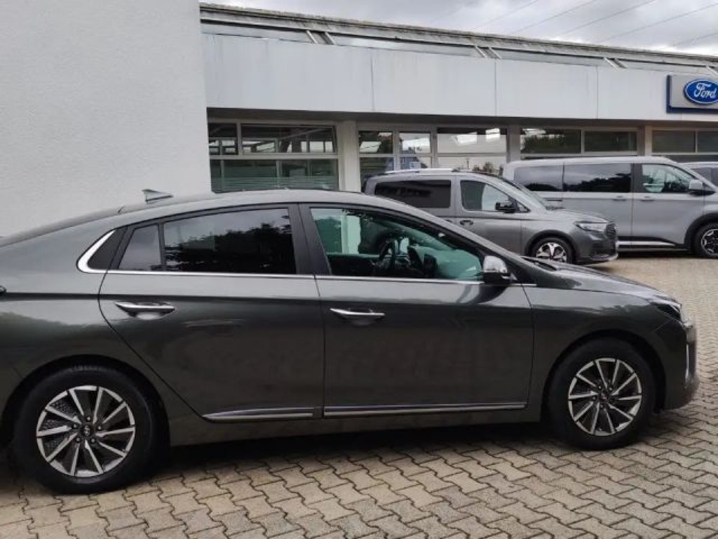 Hyundai Ioniq