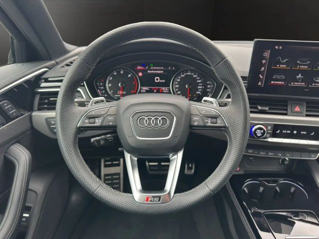 Audi RS4