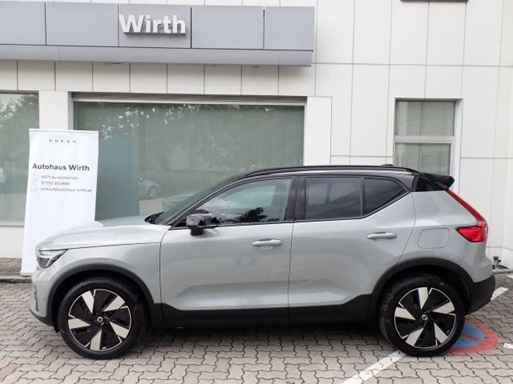 Volvo EX40