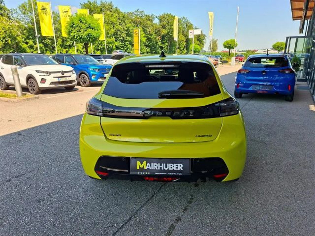 Peugeot e-208