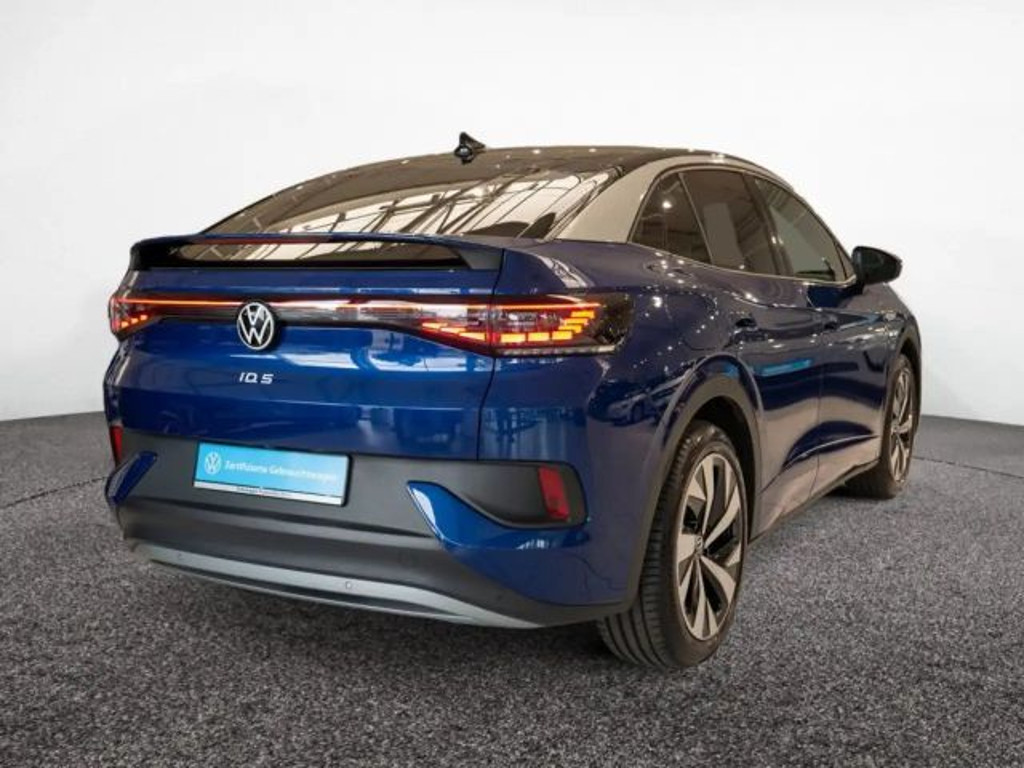 Volkswagen ID.5