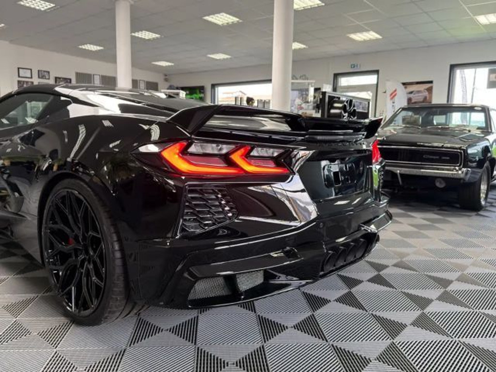 Corvette C8