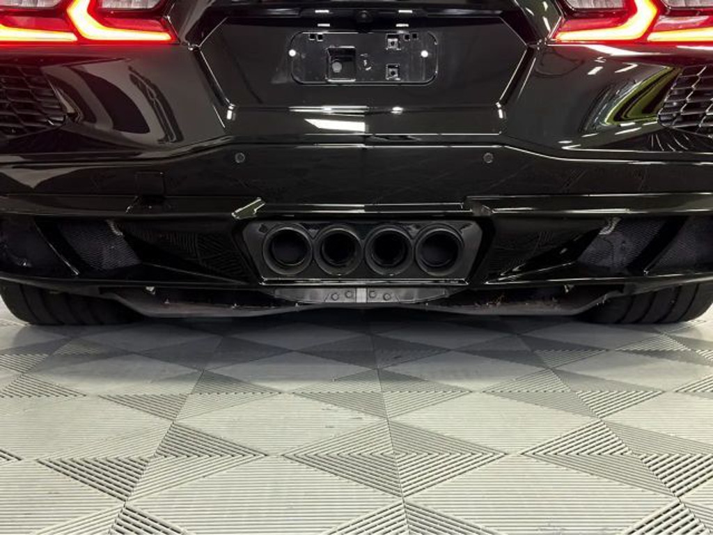 Corvette C8