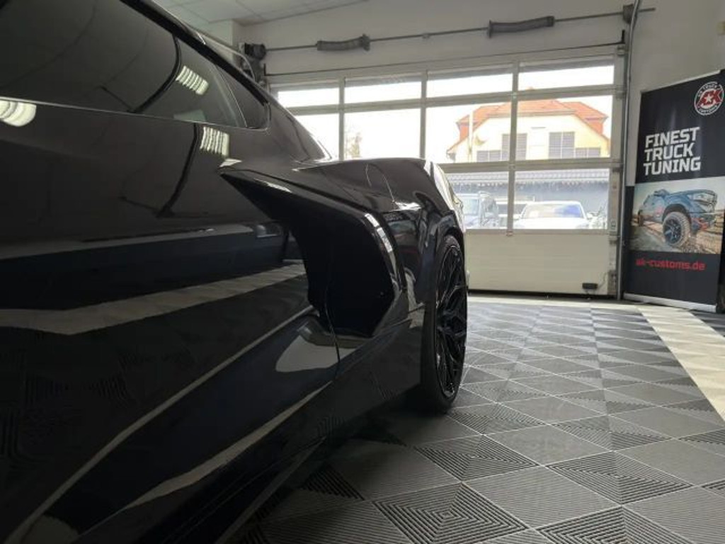 Corvette C8