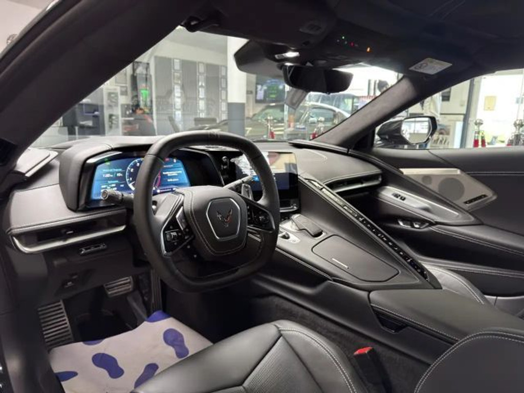 Corvette C8