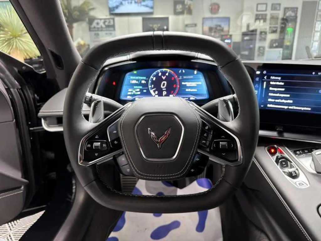 Corvette C8