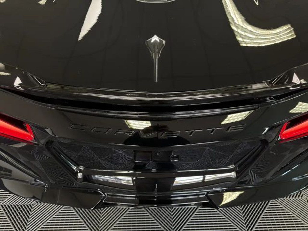 Corvette C8