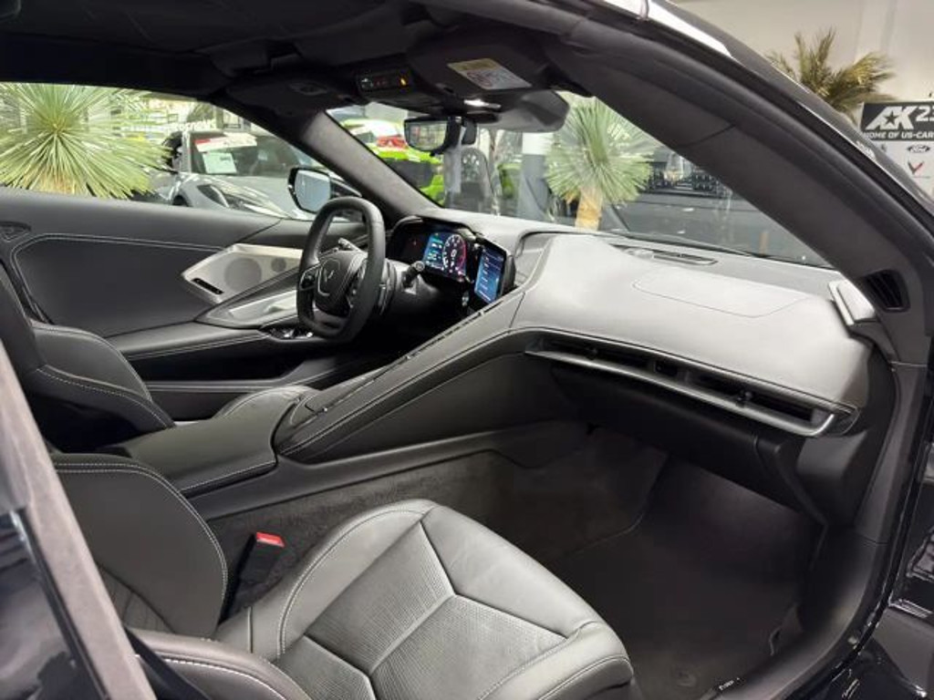 Corvette C8