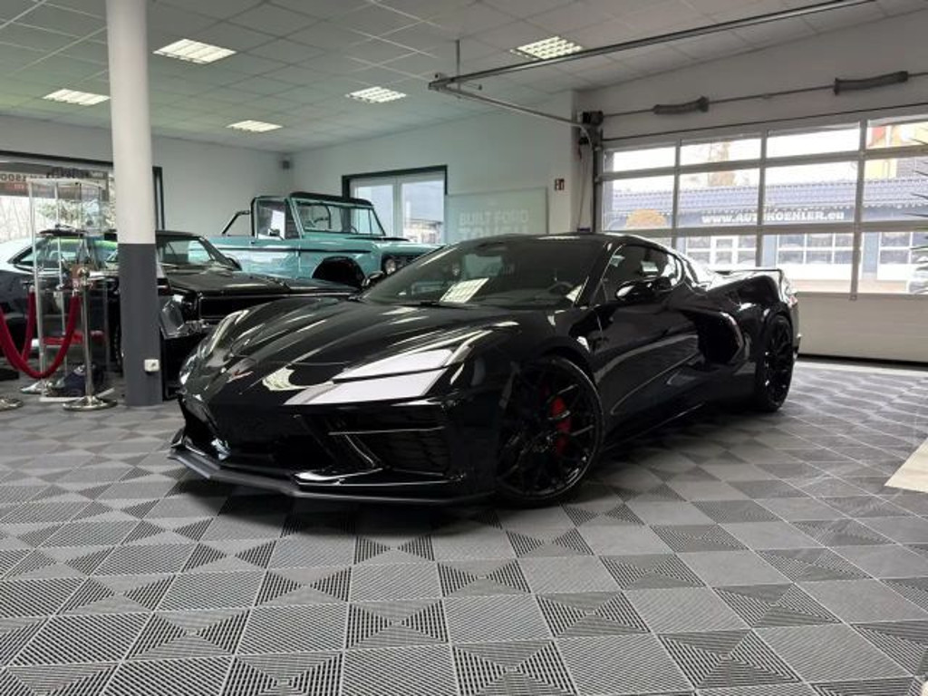 Corvette C8