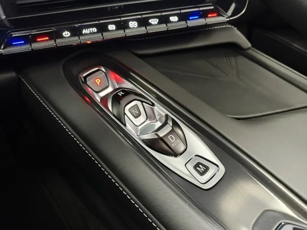 Corvette C8