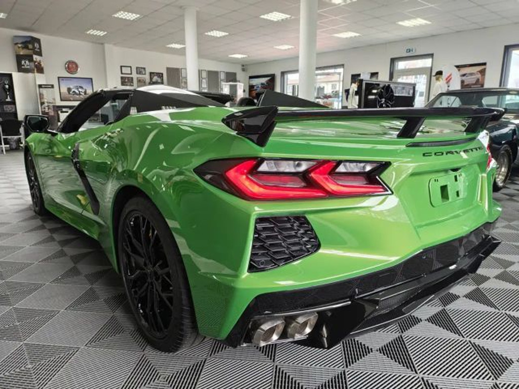 Corvette C8