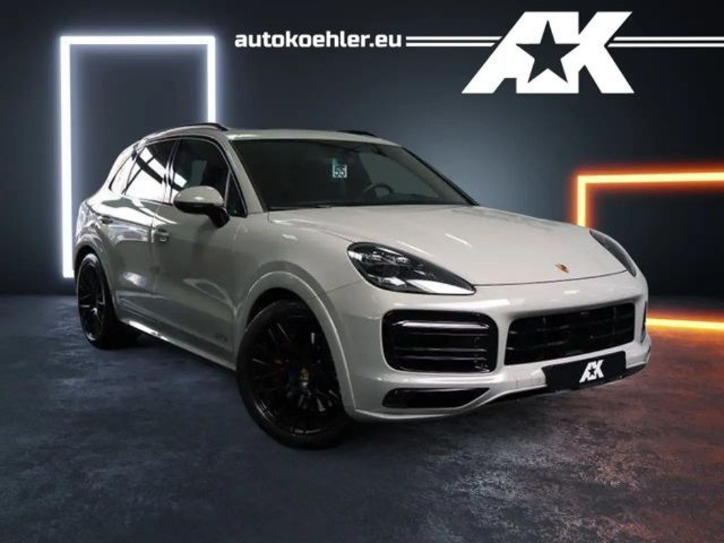 Porsche Cayenne GTS