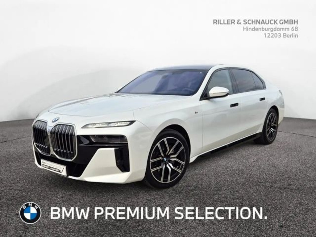 BMW 7 Serie 740 M-Sport xDrive Sedan 740e 740d
