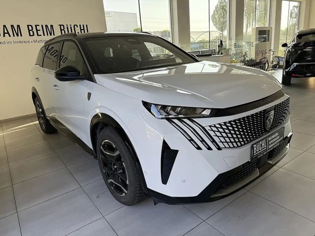 Peugeot E-5008