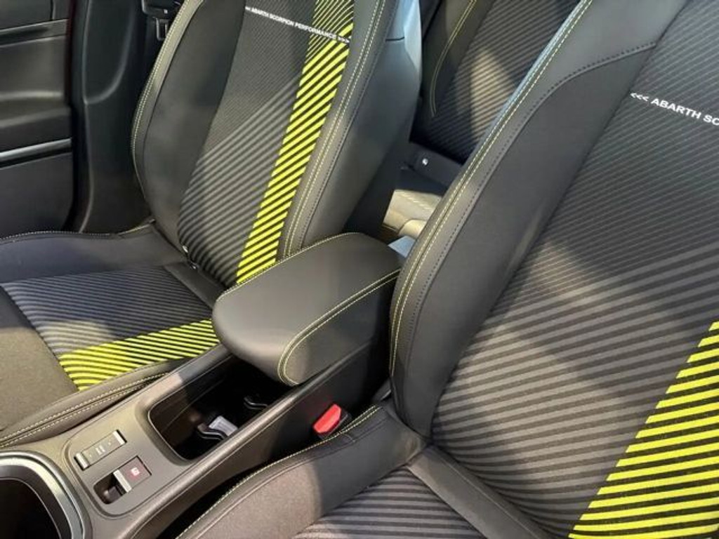 Abarth 600e