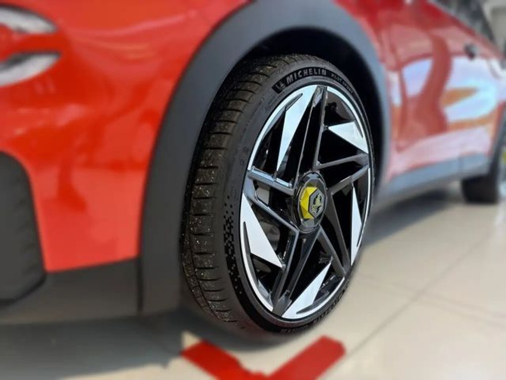 Abarth 600e