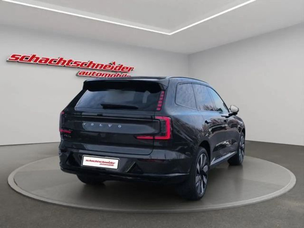 Volvo EX90