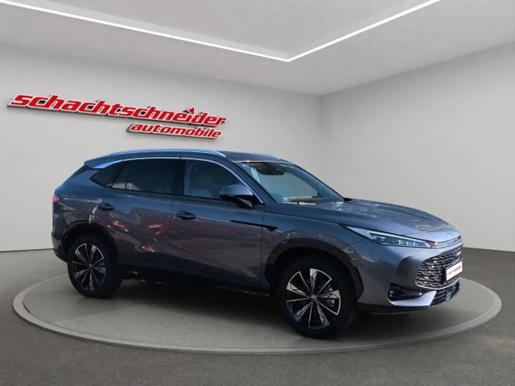 MG HS