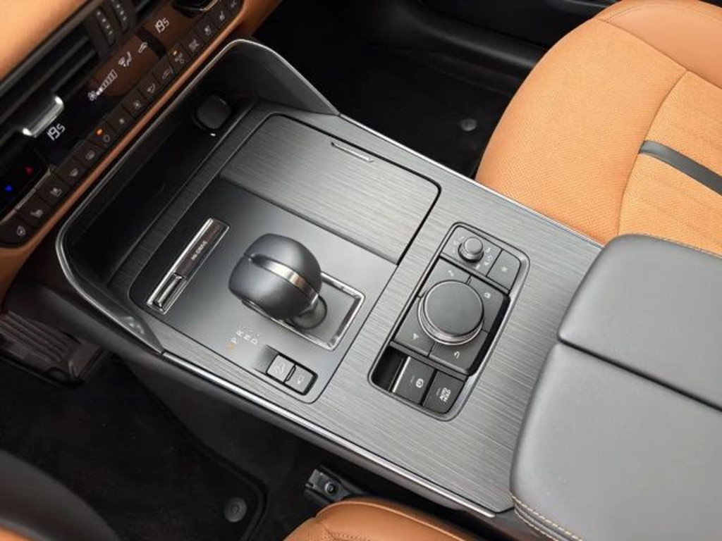 Mazda CX-80