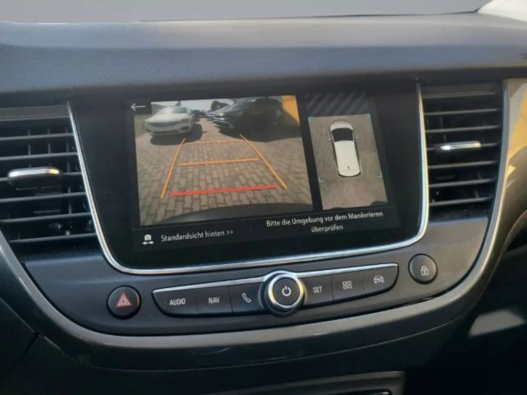 Opel Crossland X