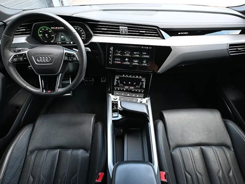 Audi Q8 e-tron