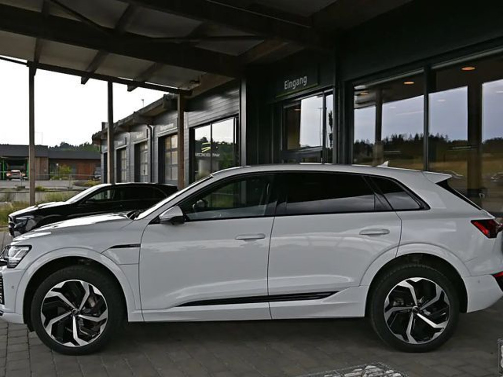 Audi Q8 e-tron