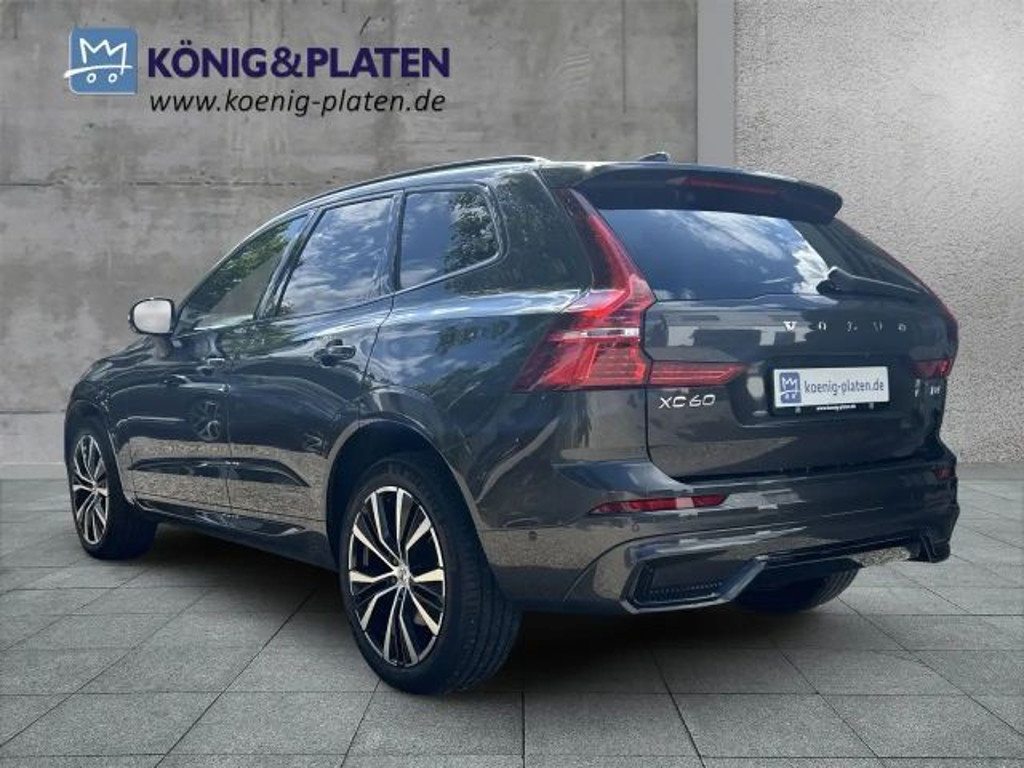 Volvo XC60 AWD Ultimate Dark