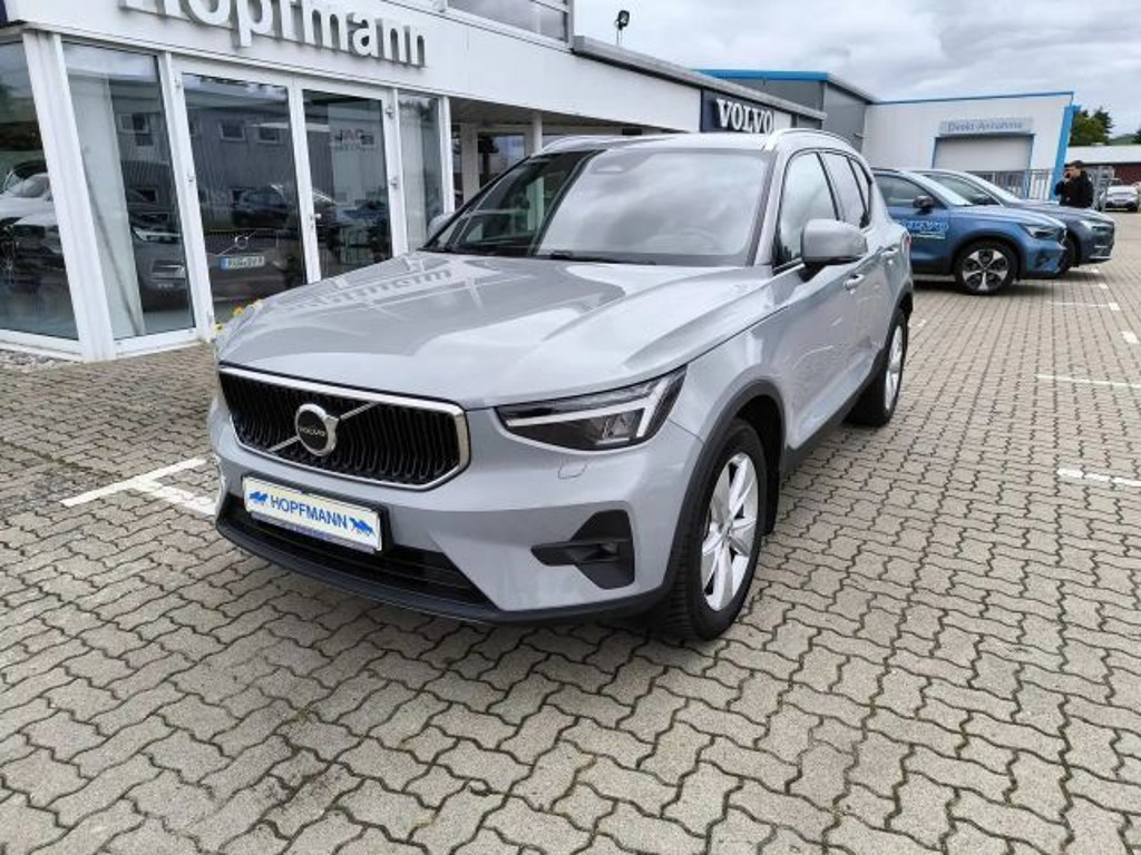 Volvo XC40 B4 Benzin Aut. ACC / BLIS / AHK