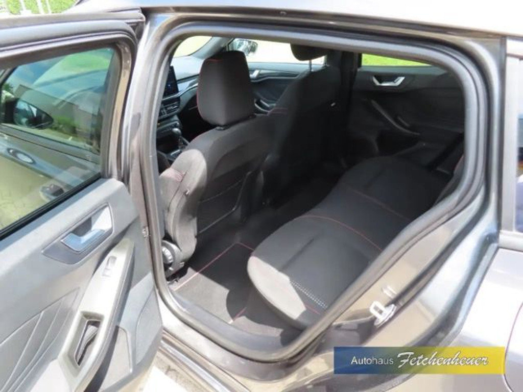 Ford Focus ST Line