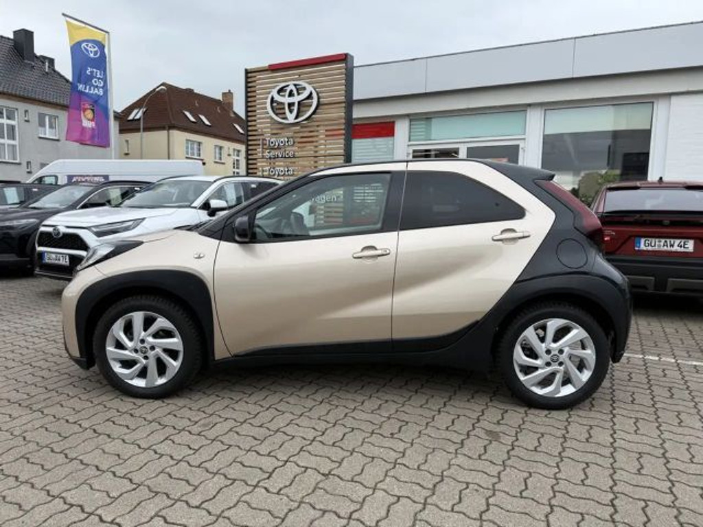 Toyota Aygo X Hatchback 1.0 VVT-i Pulse