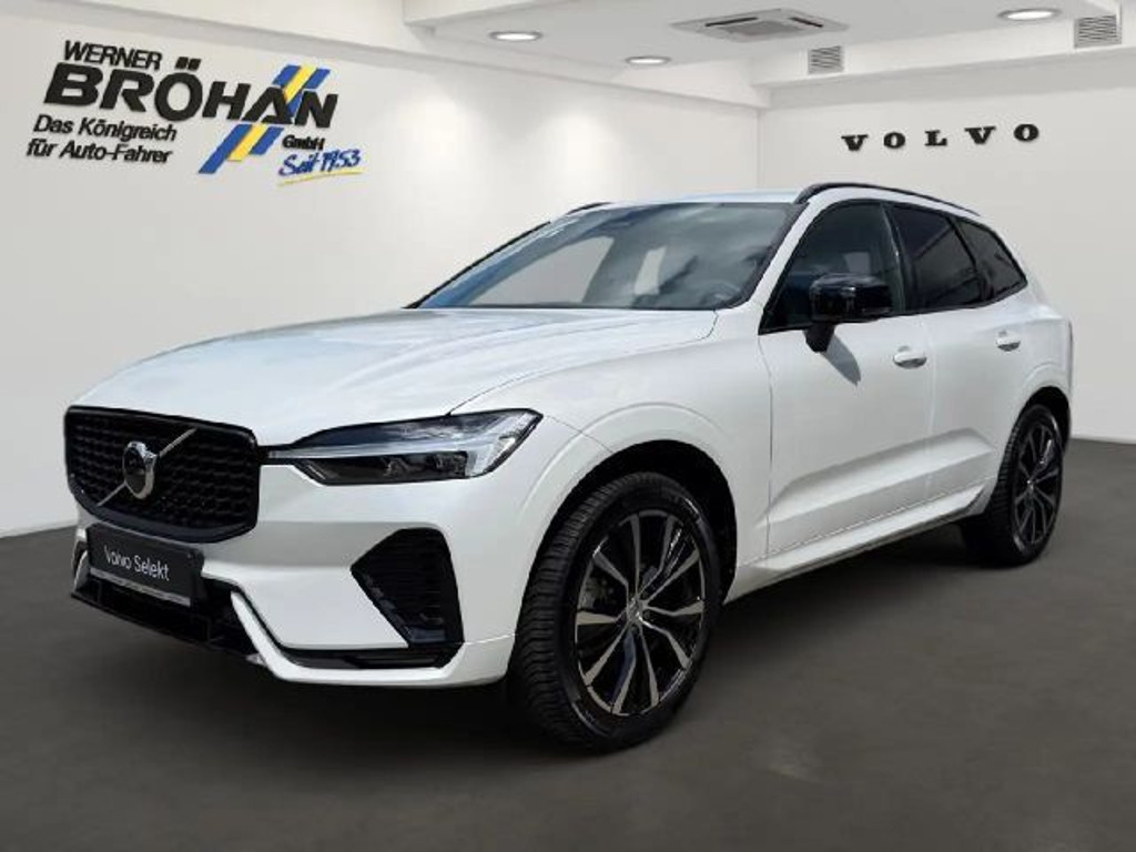 Volvo XC60 Plus Dark
