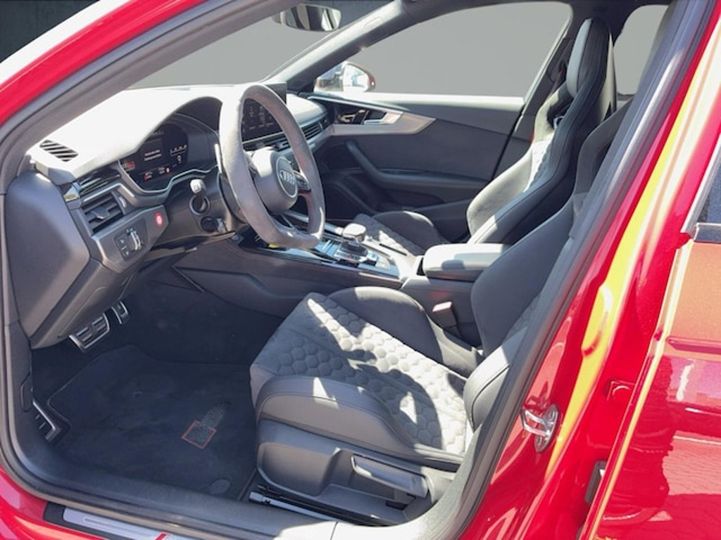 Audi RS4