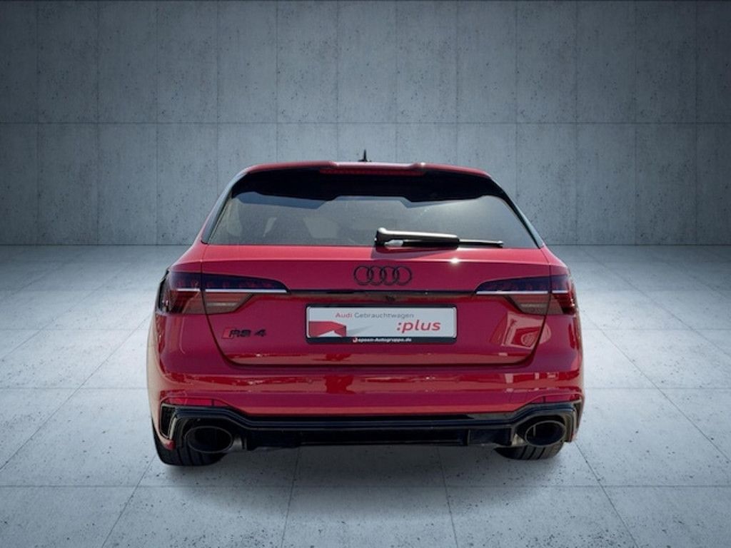 Audi RS4