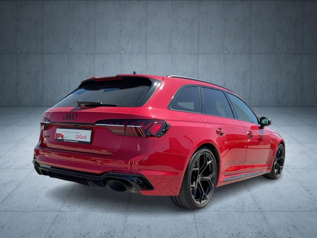 Audi RS4