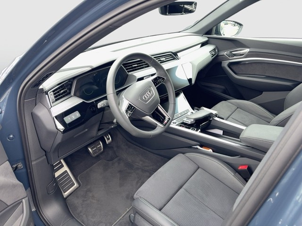 Audi Q8 e-tron