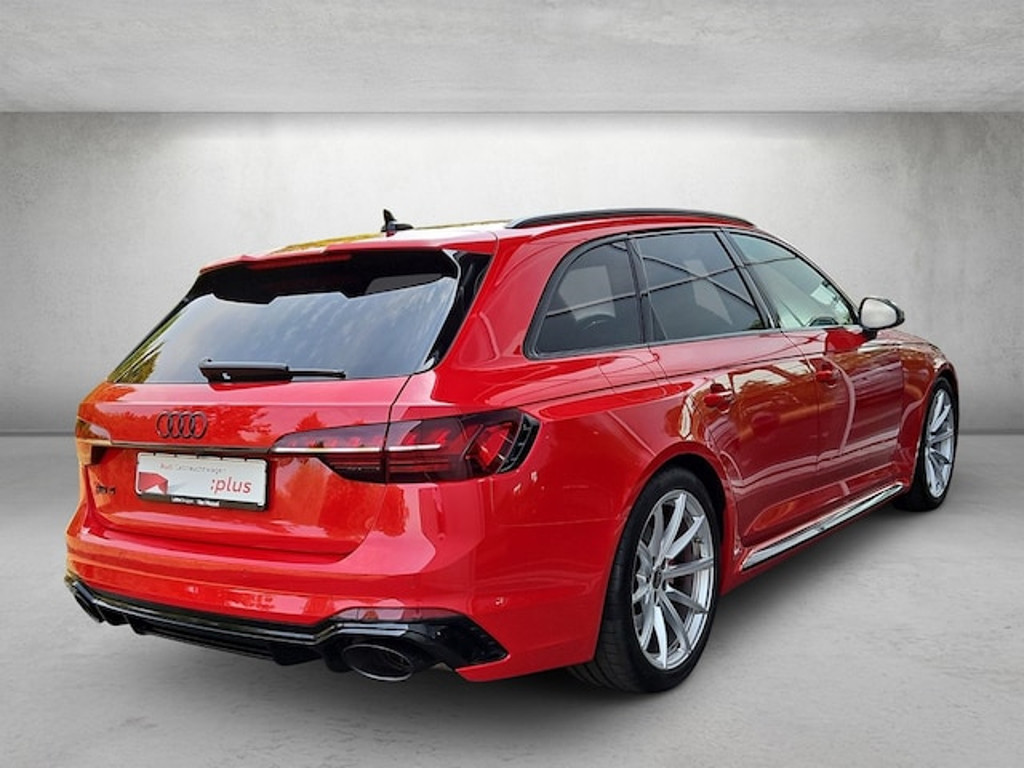 Audi RS4