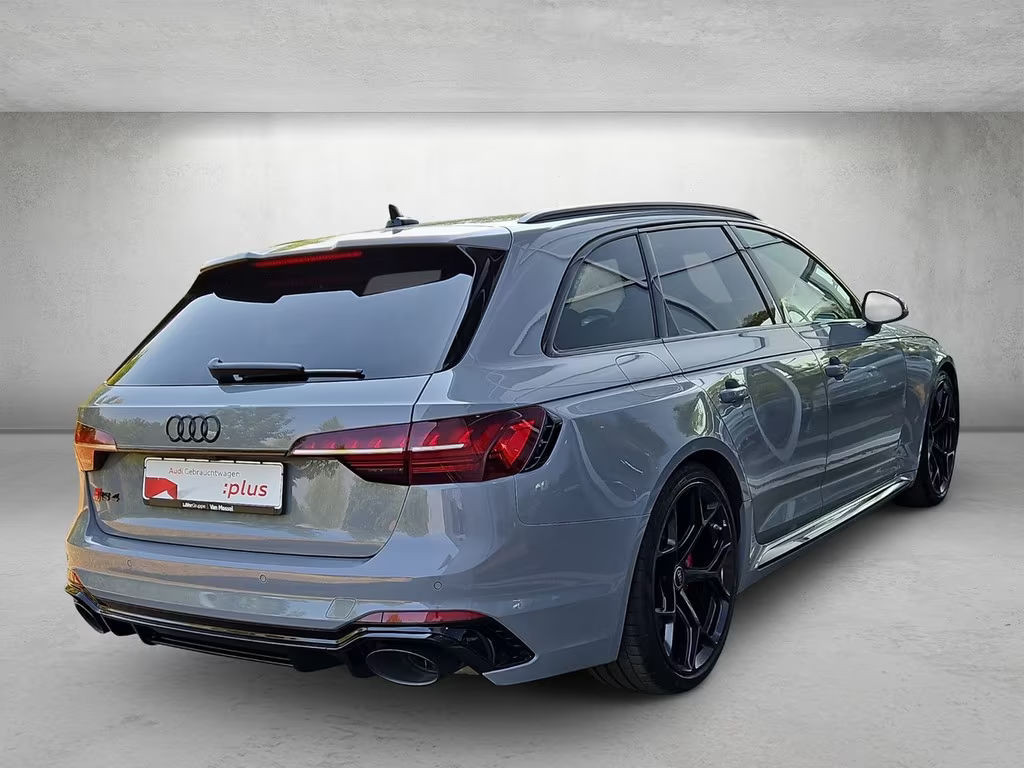 Audi RS4