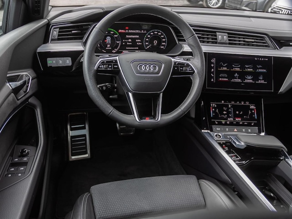 Audi Q8 e-tron