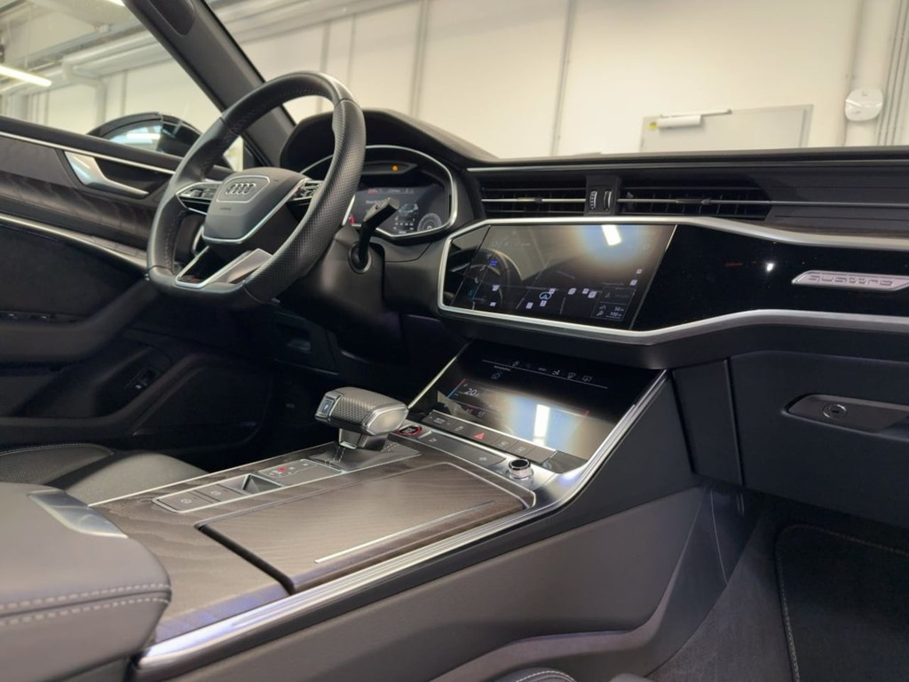 Audi S7