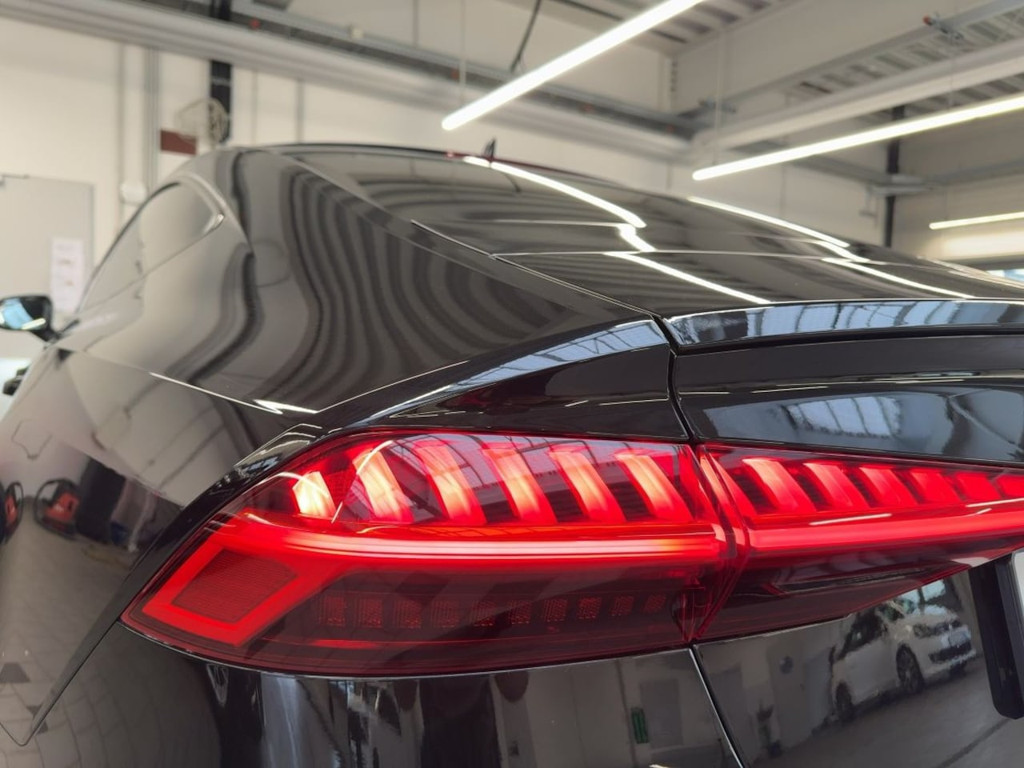Audi S7