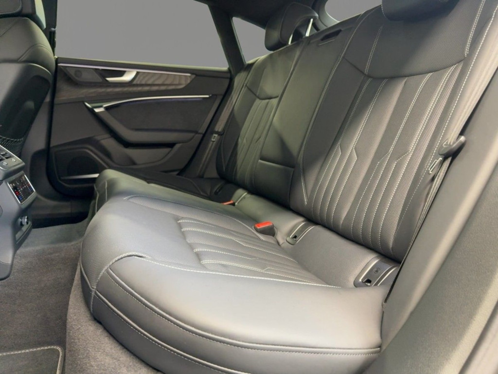 Audi S7