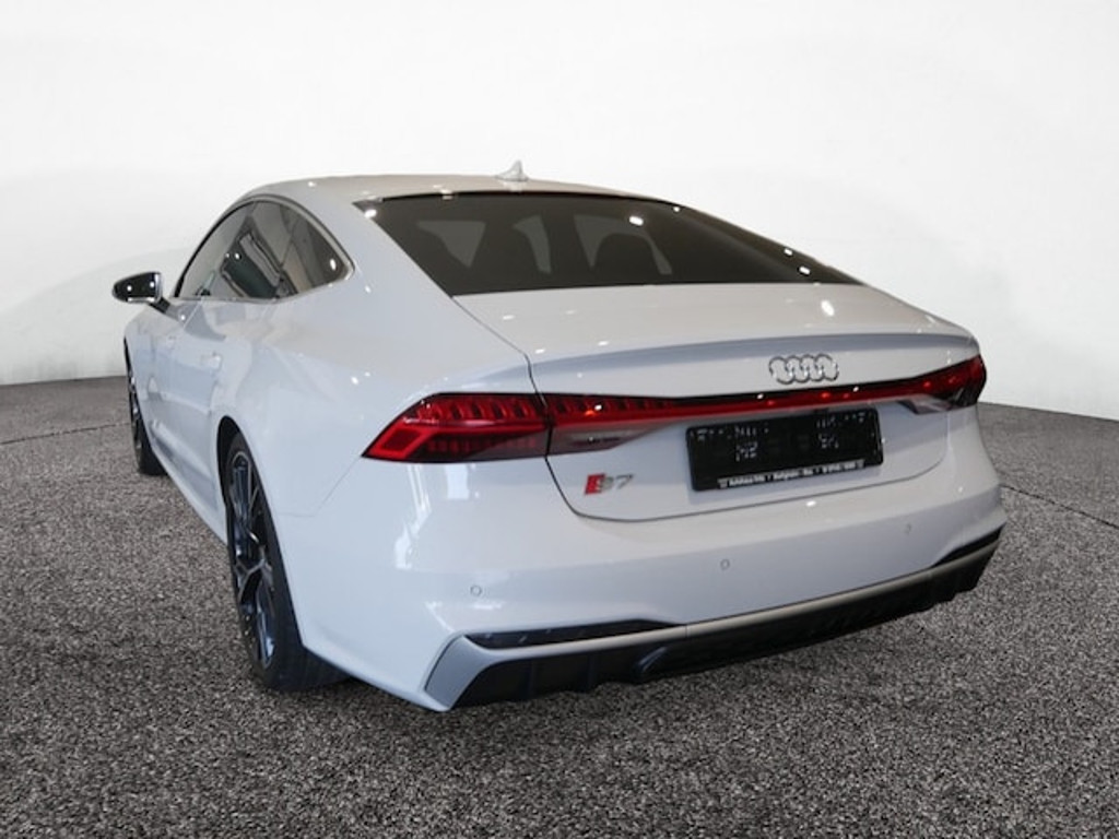 Audi S7