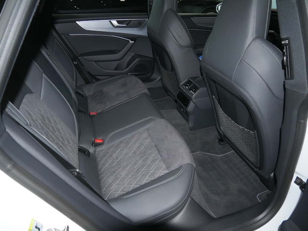 Audi S7