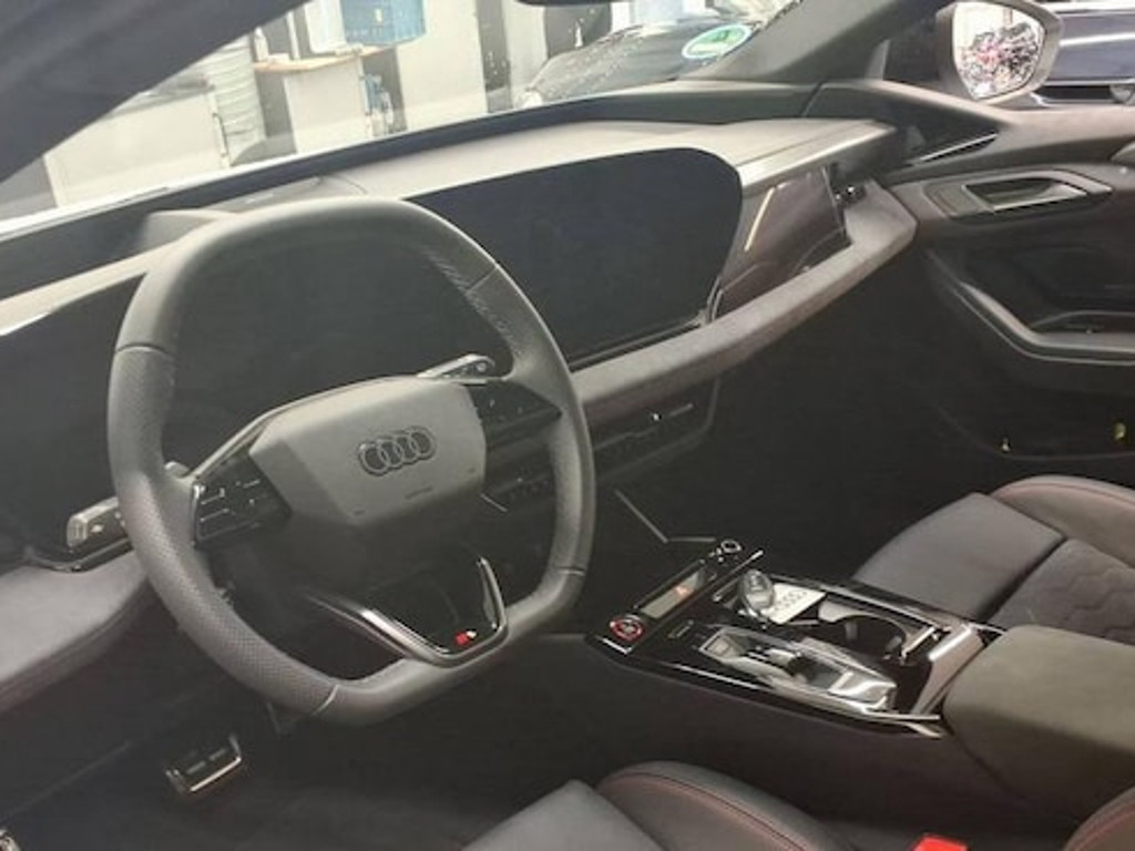 Audi A6 e-tron