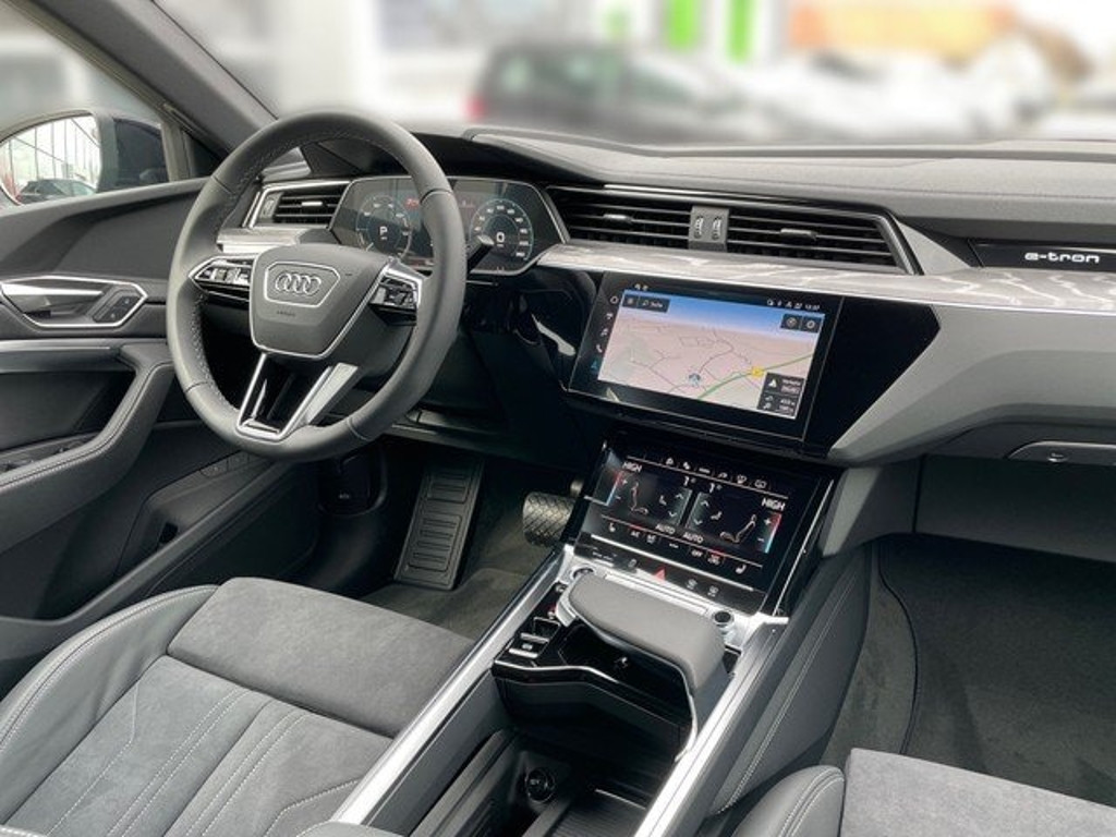 Audi Q8 e-tron