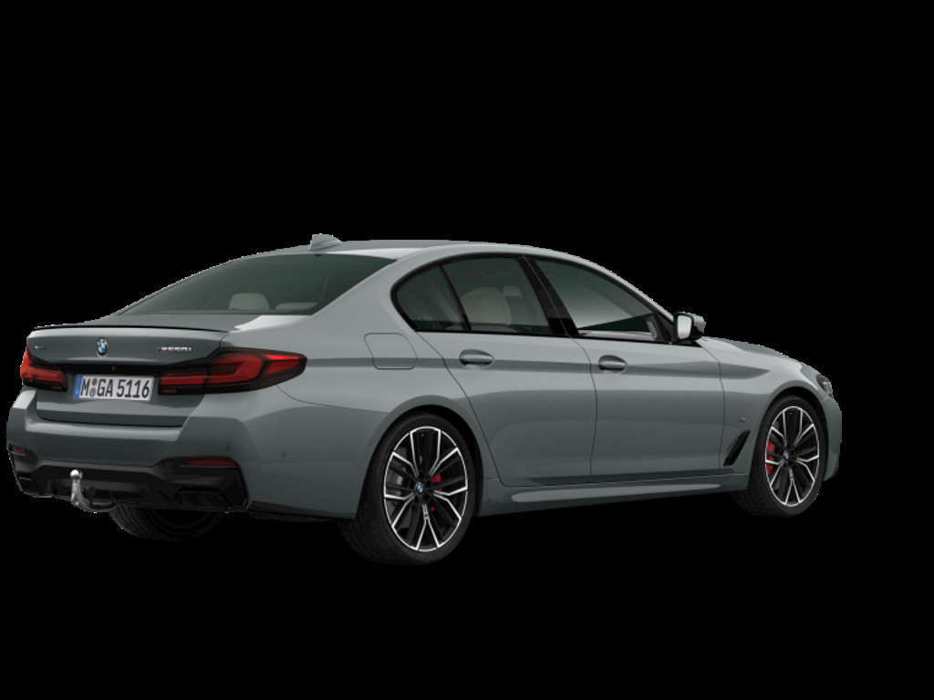 BMW M550