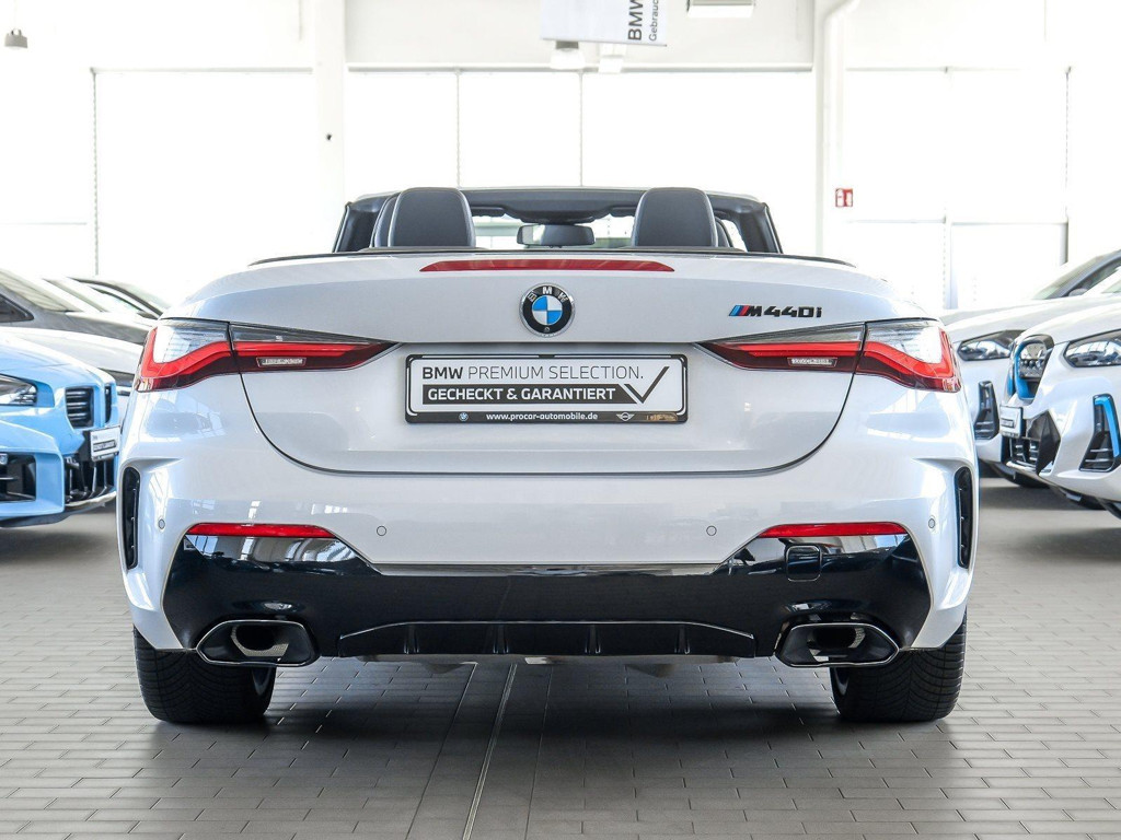 BMW M440