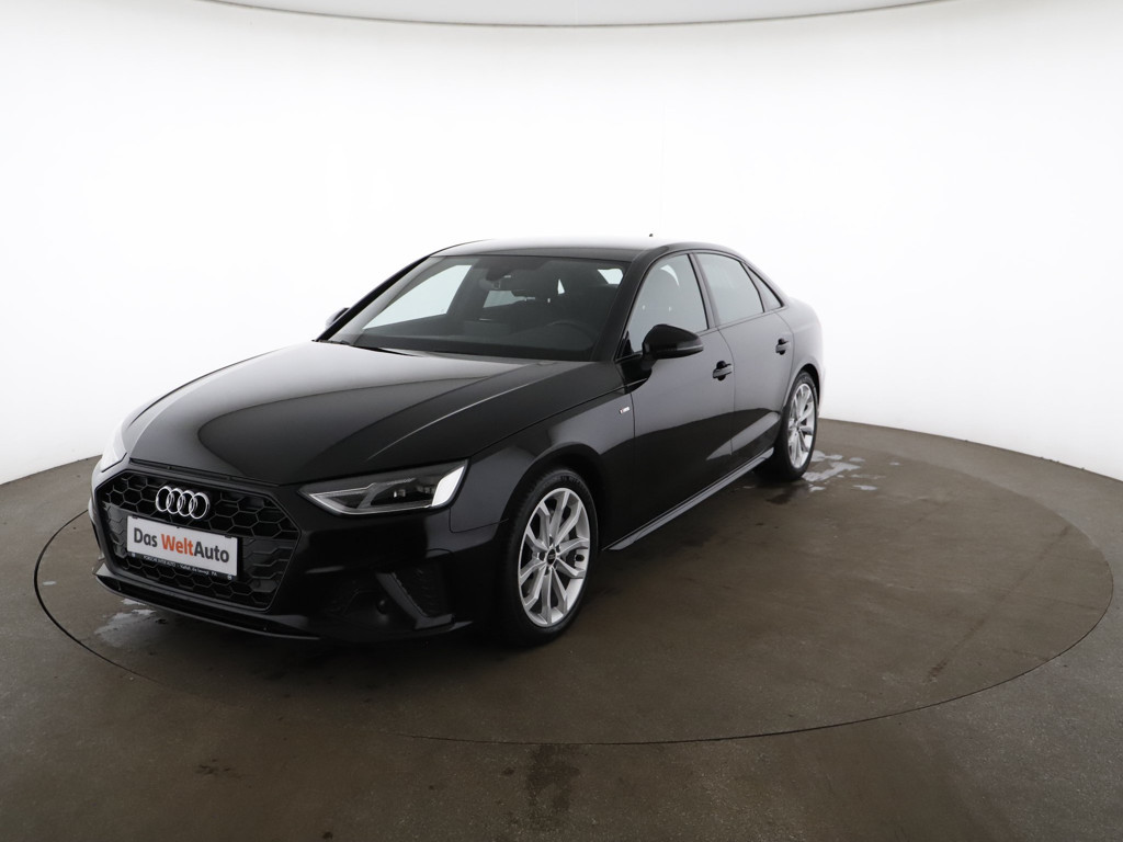 Audi A4 Sedan S-Line 40 TFSI