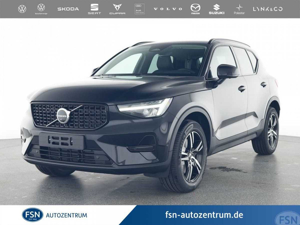 Volvo XC40 Plus Dark